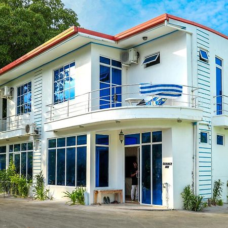 Feridhoo 西维内克斯旅馆酒店 外观 照片
