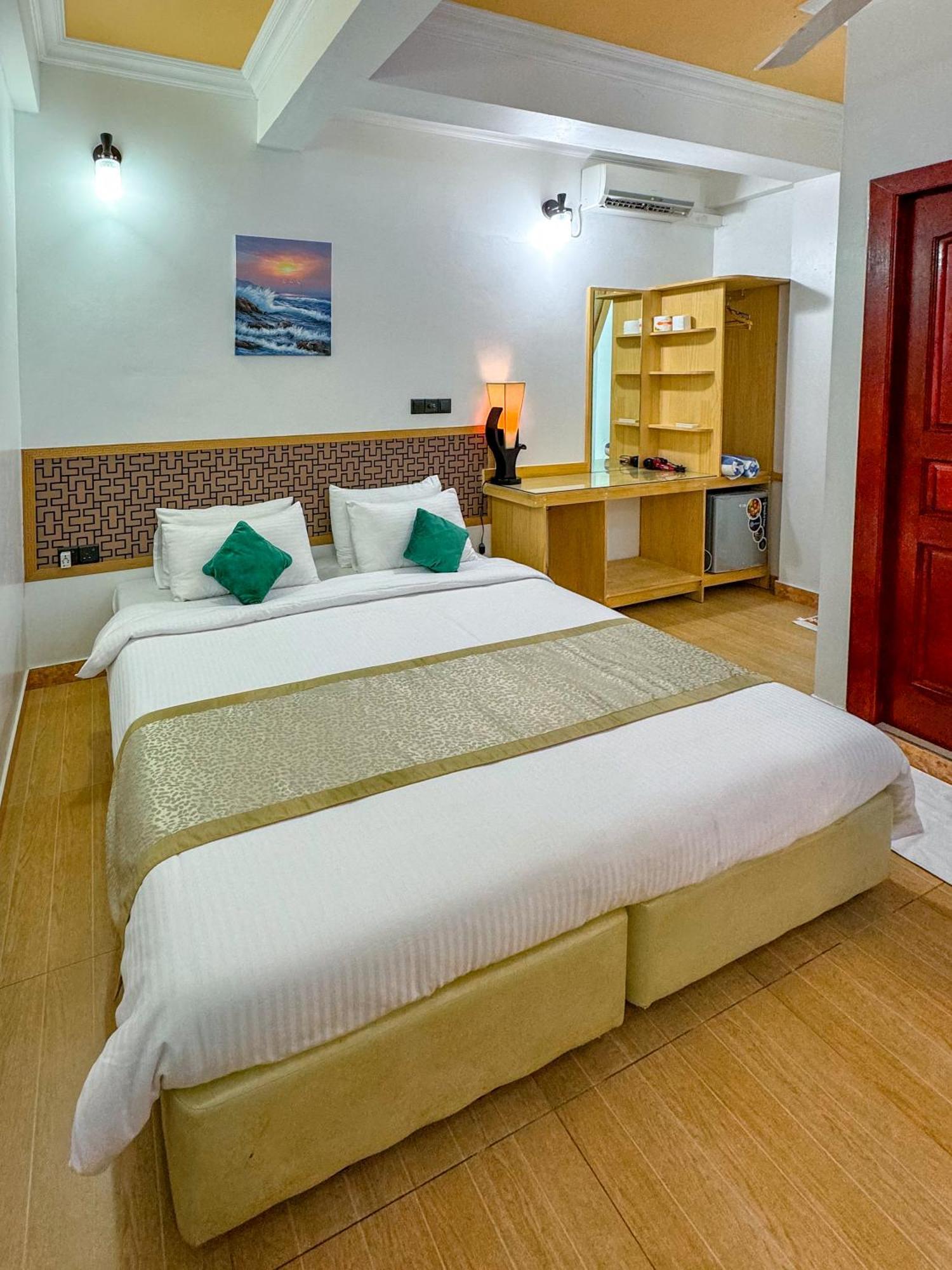 Feridhoo 西维内克斯旅馆酒店 外观 照片