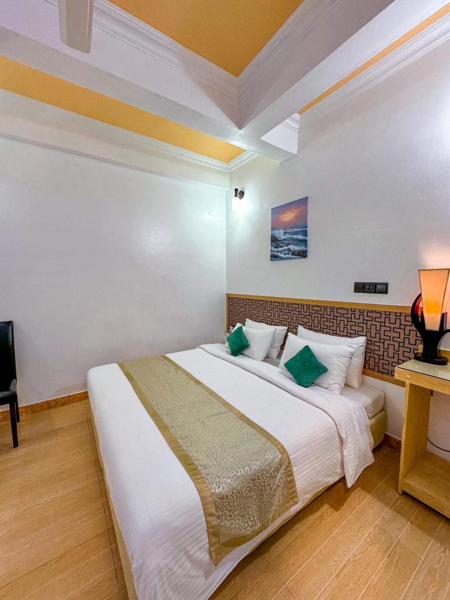 Feridhoo 西维内克斯旅馆酒店 外观 照片
